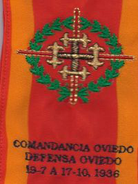 Detalle de corbata de la Cruz Laureada de San Fernando